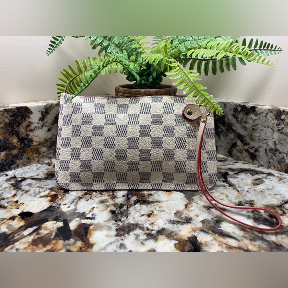 Stylish Checkered Clutch